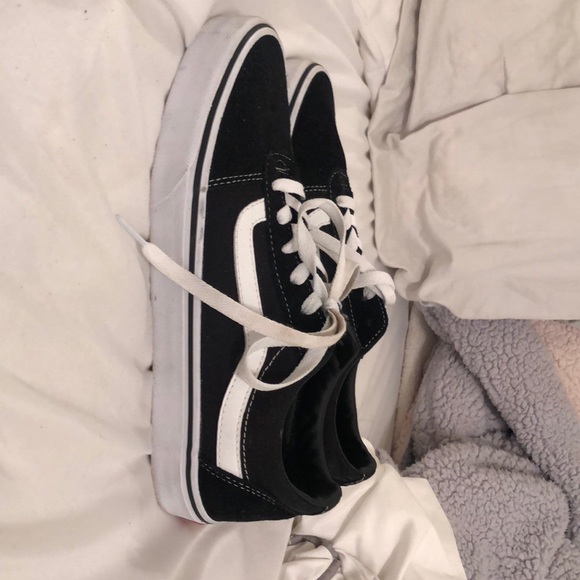 Vans - Picture 2 of 4